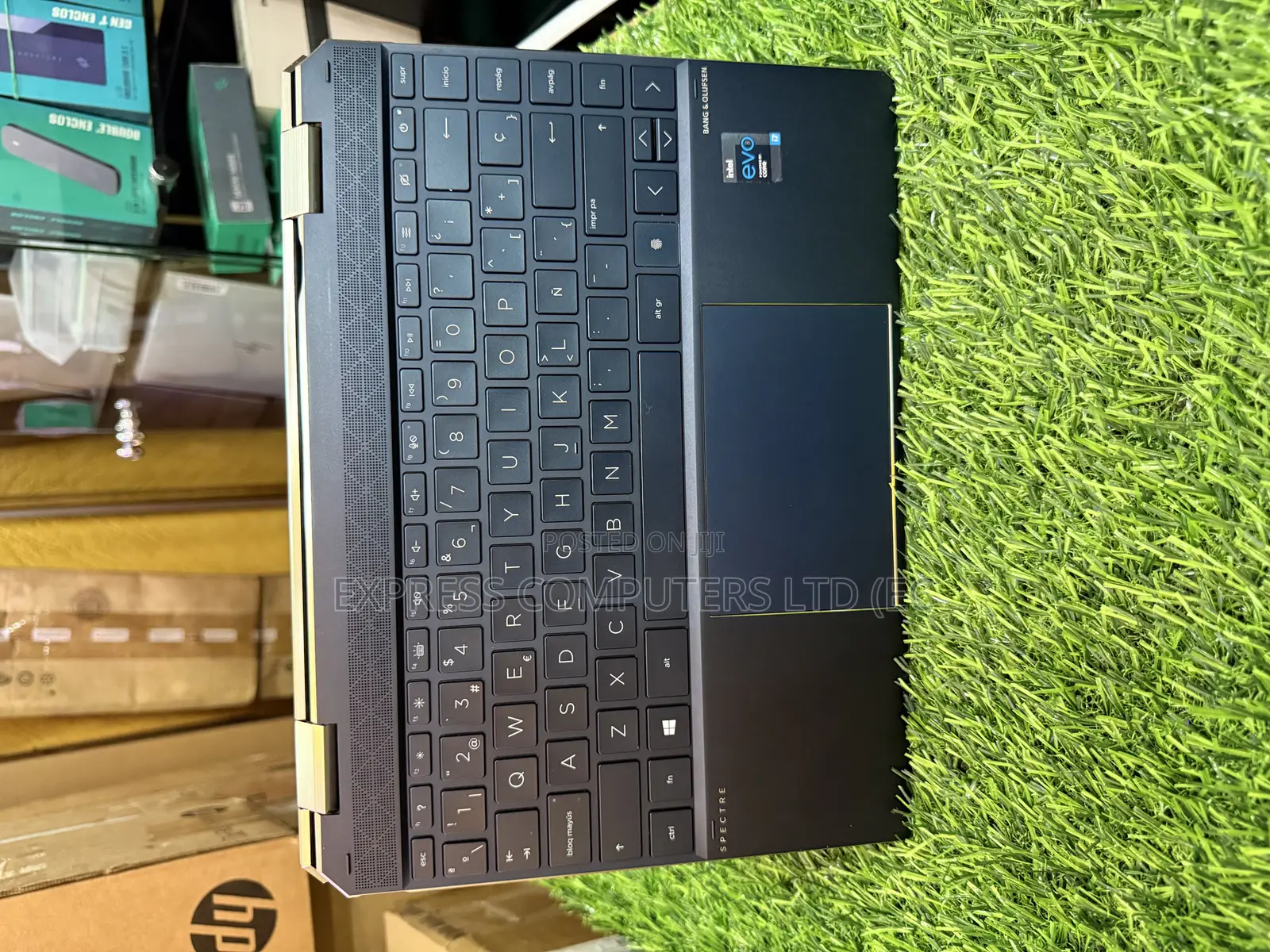 Laptop HP Spectra 13 16GB Intel Core I7 SSD 512GB