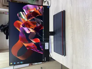 Desktop Computer Lenovo ThinkCentre M700 24GB Intel Core I5 HDD+SSD 1T