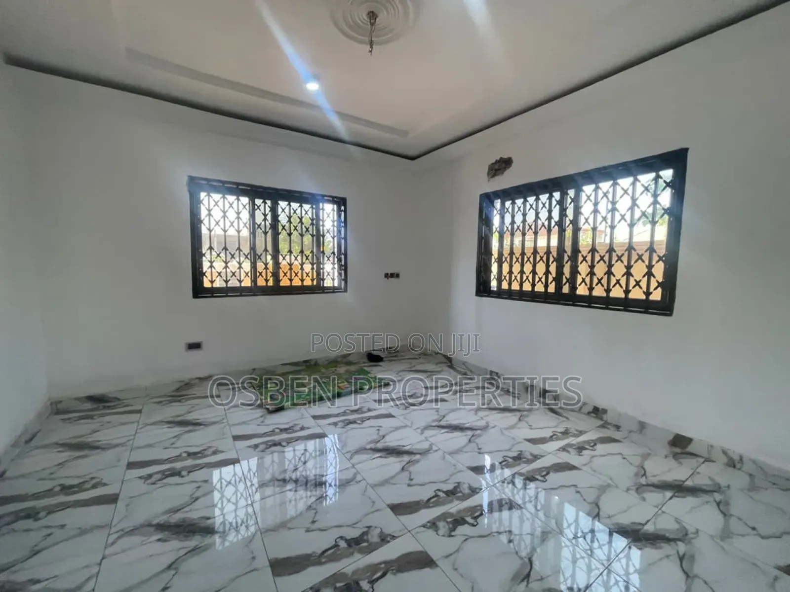 5bdrm House in Osben Properties, Lashibi for rent