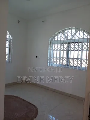 2bdrm Apartment in Tuba Junction, Awutu Senya East Municipal for rent