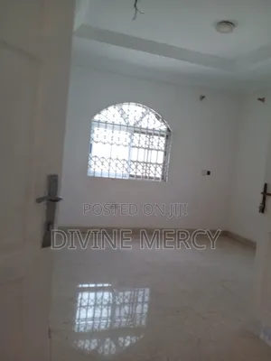 2bdrm Apartment in Tuba Junction, Awutu Senya East Municipal for rent