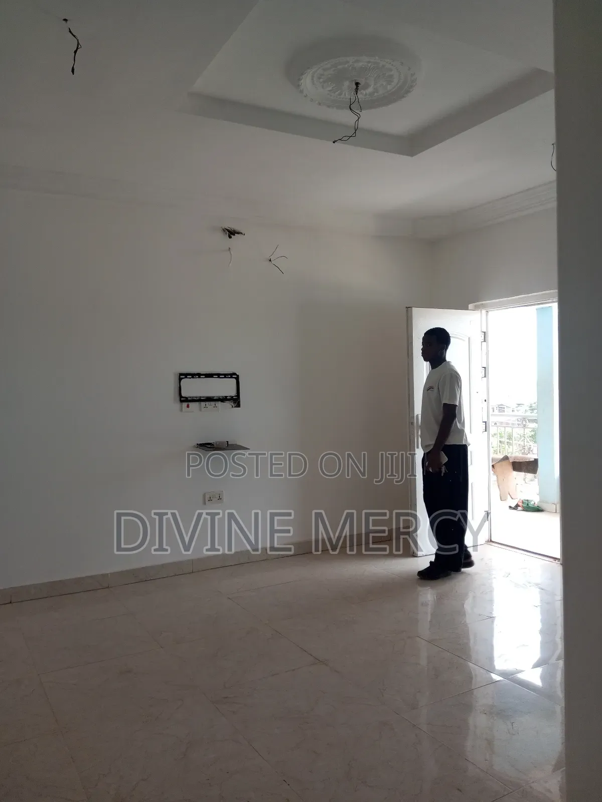2bdrm Apartment in Tuba Junction, Awutu Senya East Municipal for rent