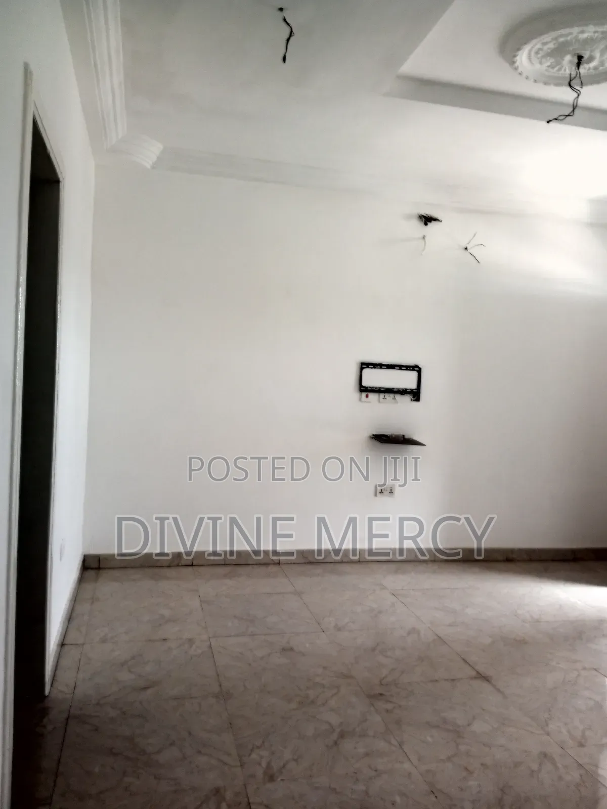2bdrm Apartment in Tuba Junction, Awutu Senya East Municipal for rent