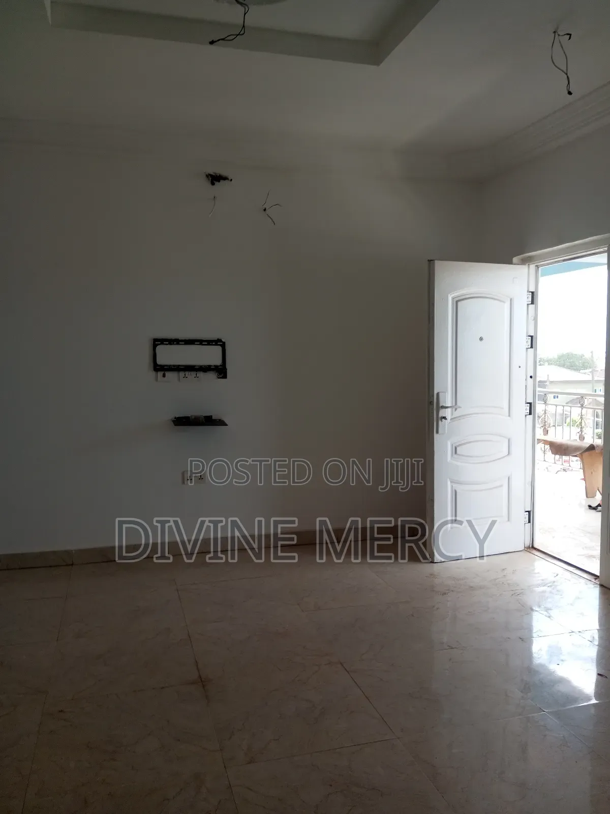2bdrm Apartment in Tuba Junction, Awutu Senya East Municipal for rent