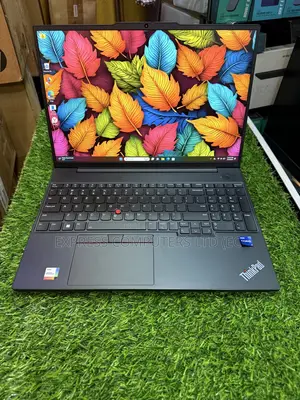Laptop Lenovo ThinkPad E16 G1 16GB Intel Core i7 SSD 512GB