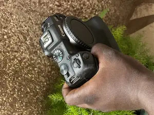 Canon Eos Rp(Body)With 3 Batteries,Battery Grip,And 2-Way Dual Charger