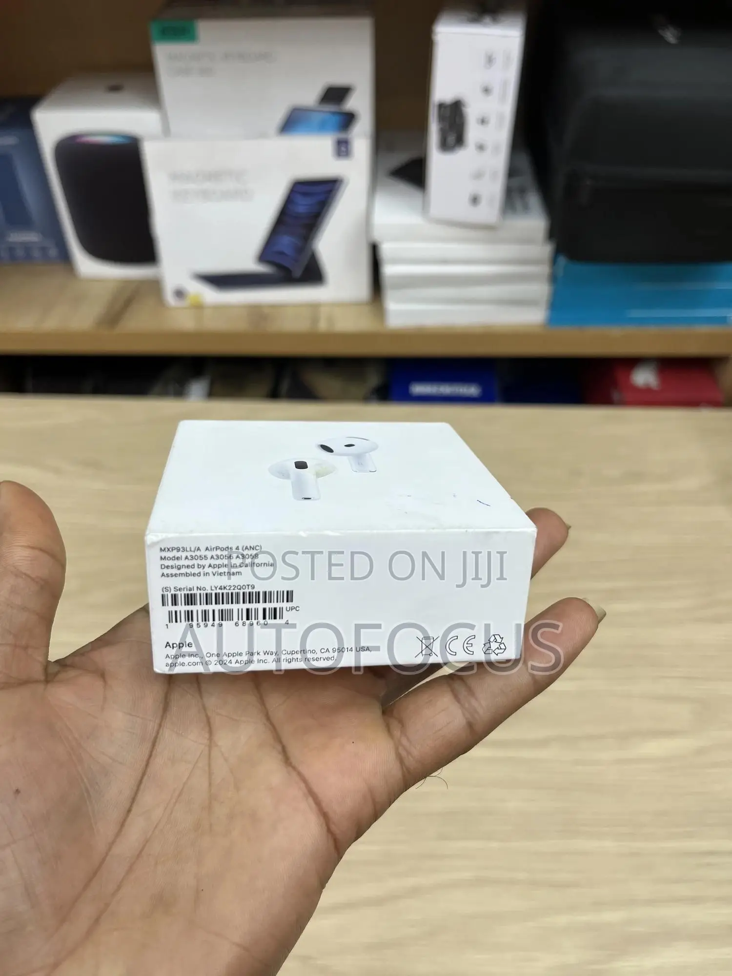 Airpods 4 Noise Cancellation