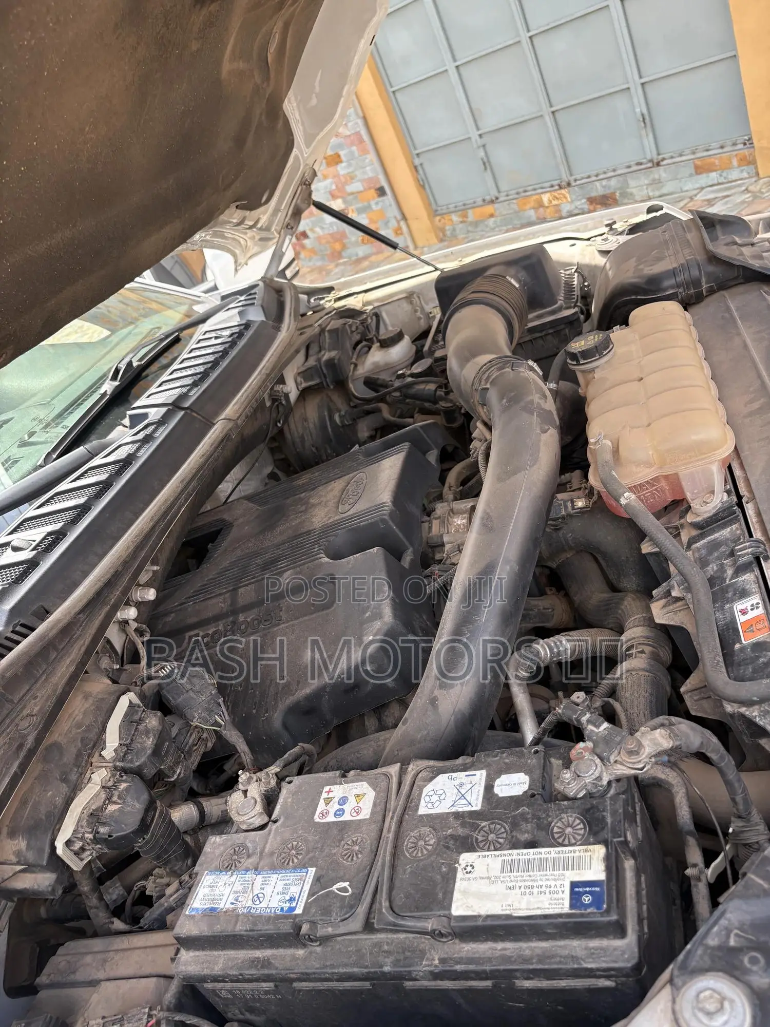 Ford F-150 2019 White