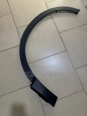 Honda CRV 2017 to 2022 Fender Moulding.