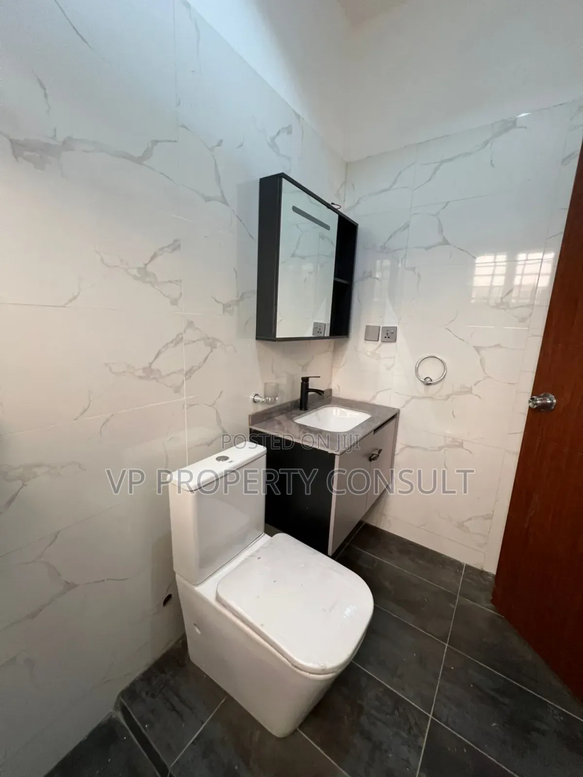 3bdrm House in Oyarifa for sale