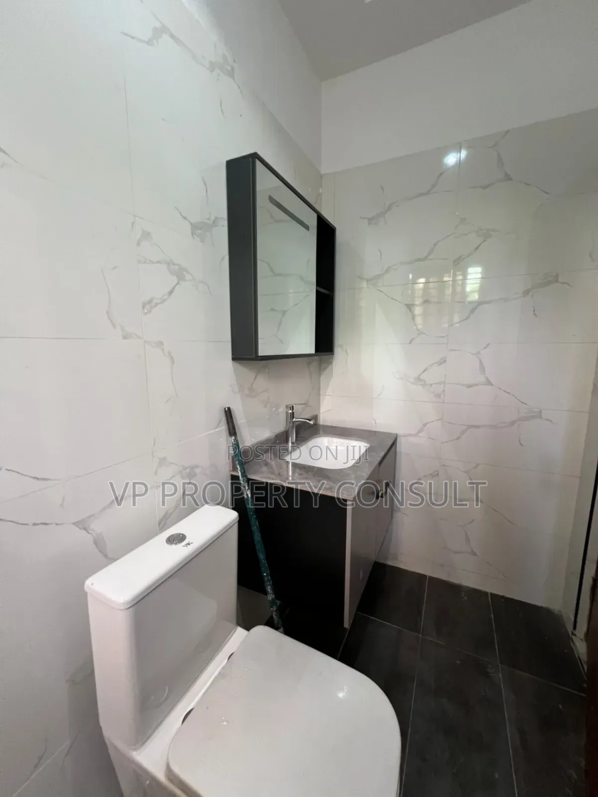 3bdrm House in Oyarifa for sale