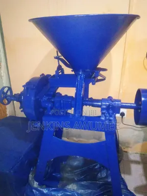 Corn Mill Machine