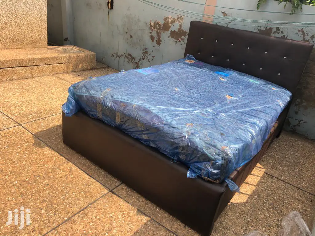 Executive Bed With Matress❤🖤. Free Delivery