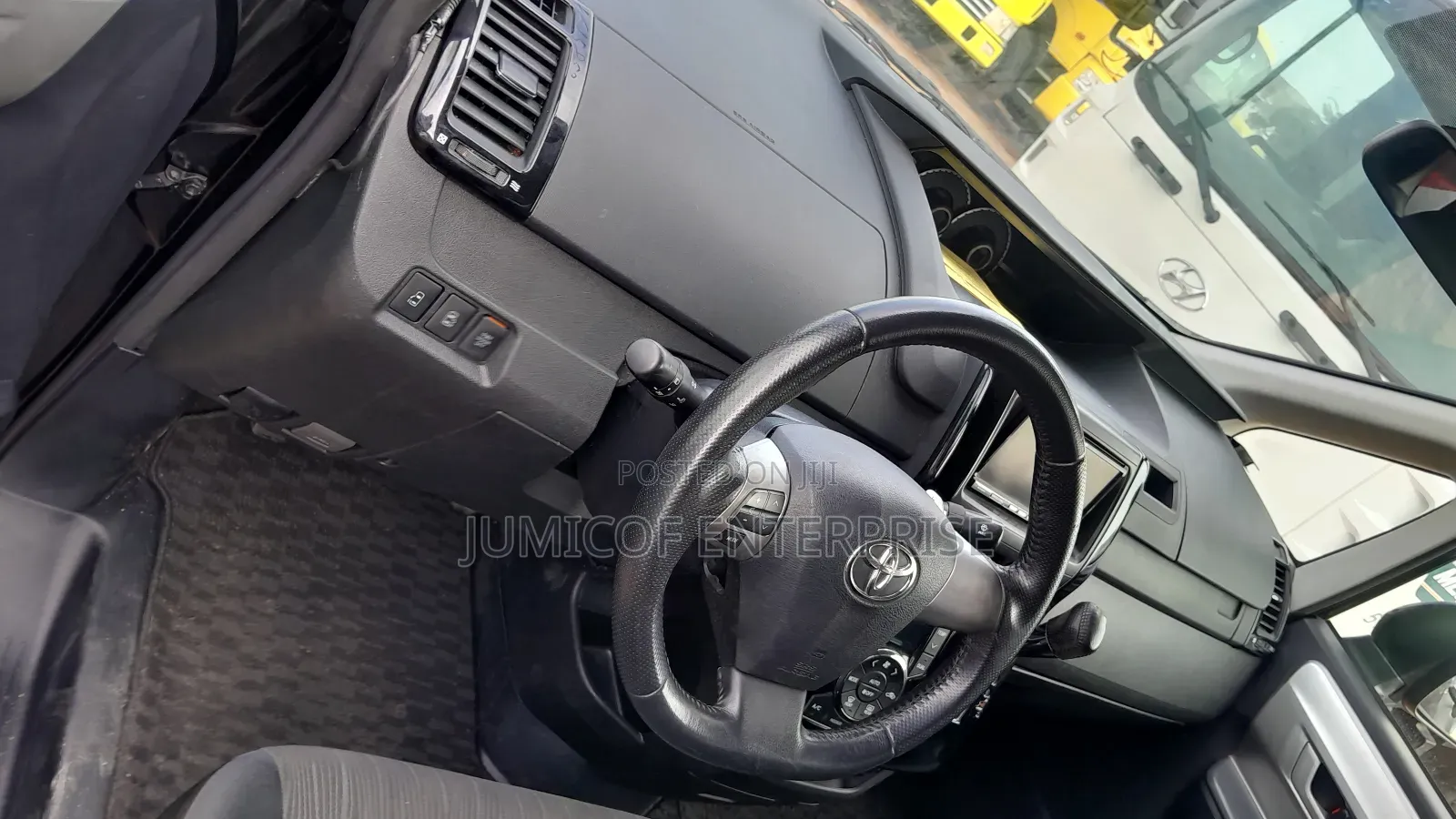 Toyota Voxy 2011 Black