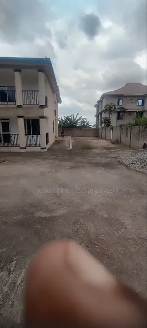 5bdrm House in Pleasantplaces, Ofankor for sale