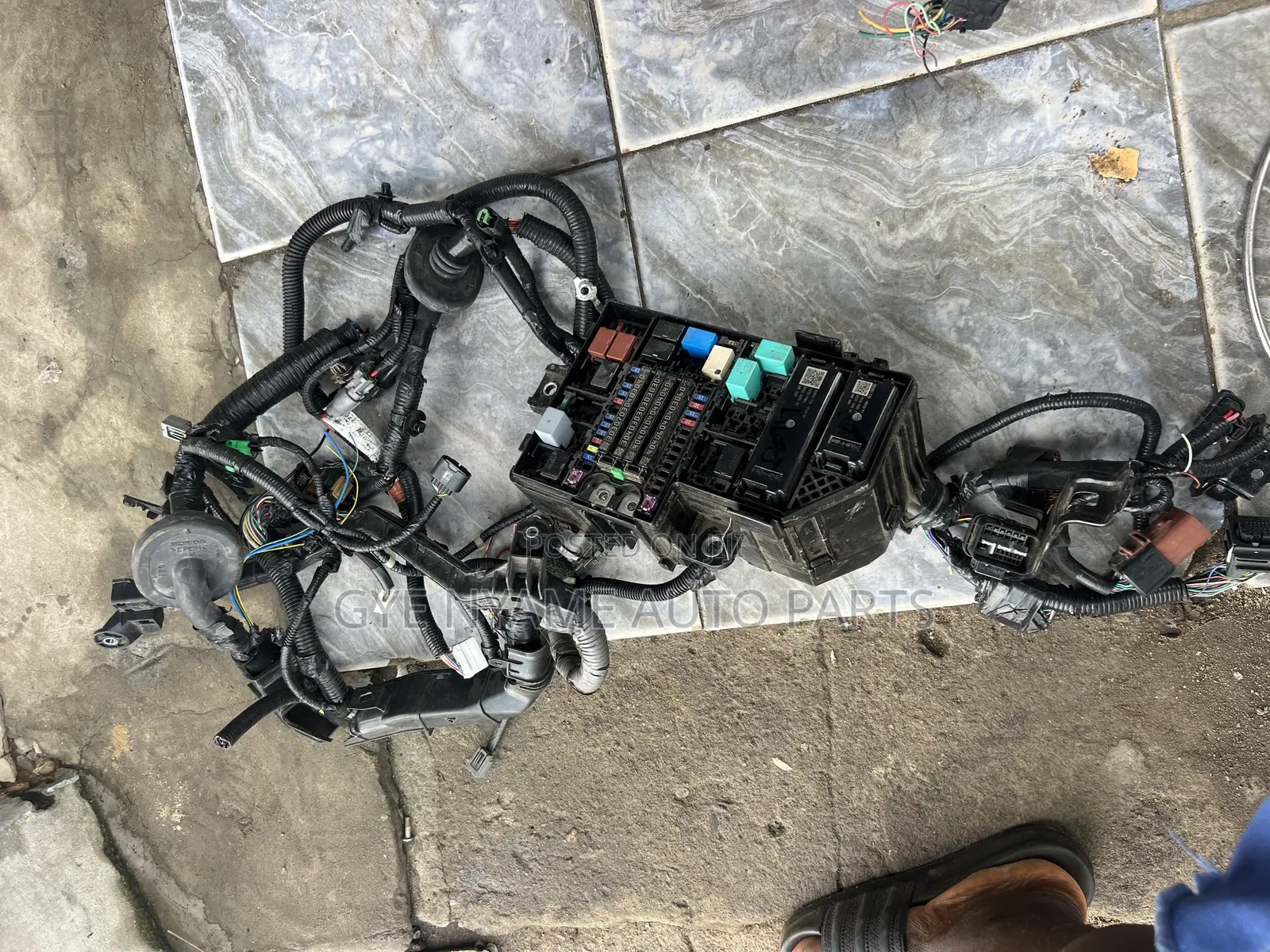 Honda Civic 2023:2025 Engine Fuse Box Wires Complete