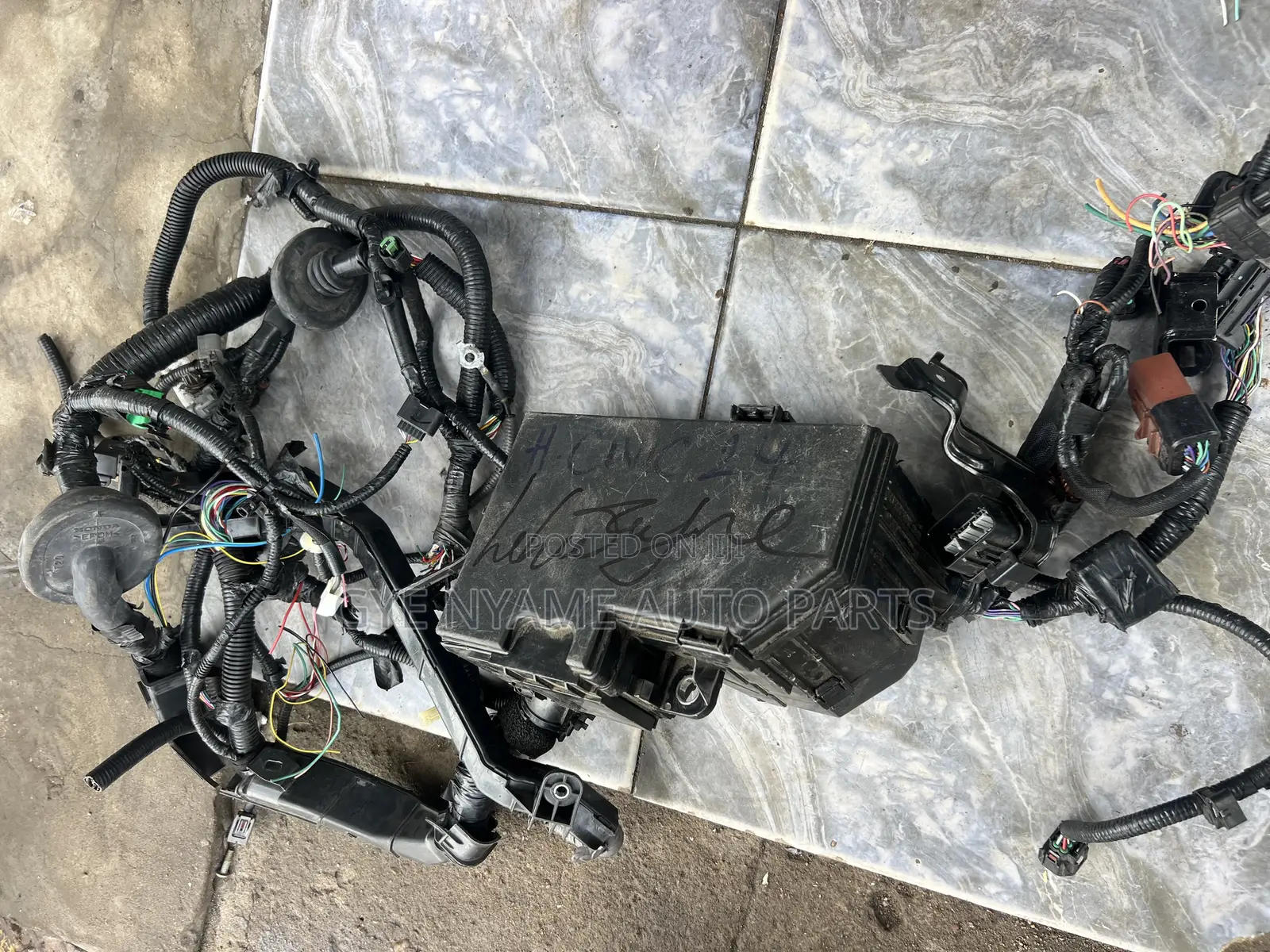 Honda Civic 2023:2025 Engine Fuse Box Wires Complete