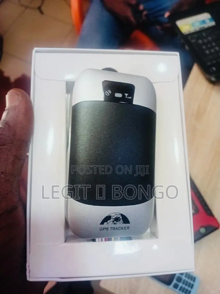 GPS Tracker + Installation