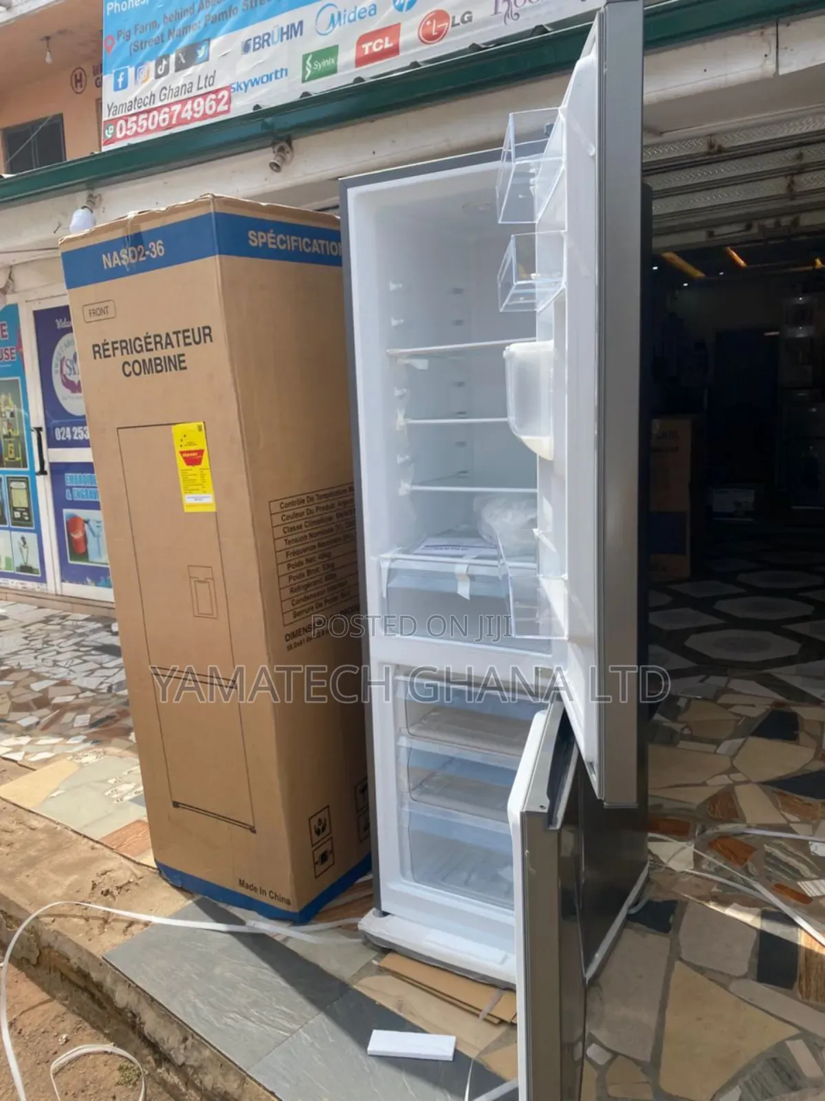Energy Saving 3 Stars Nasco 268 Litre Fridge With Water Dispenser