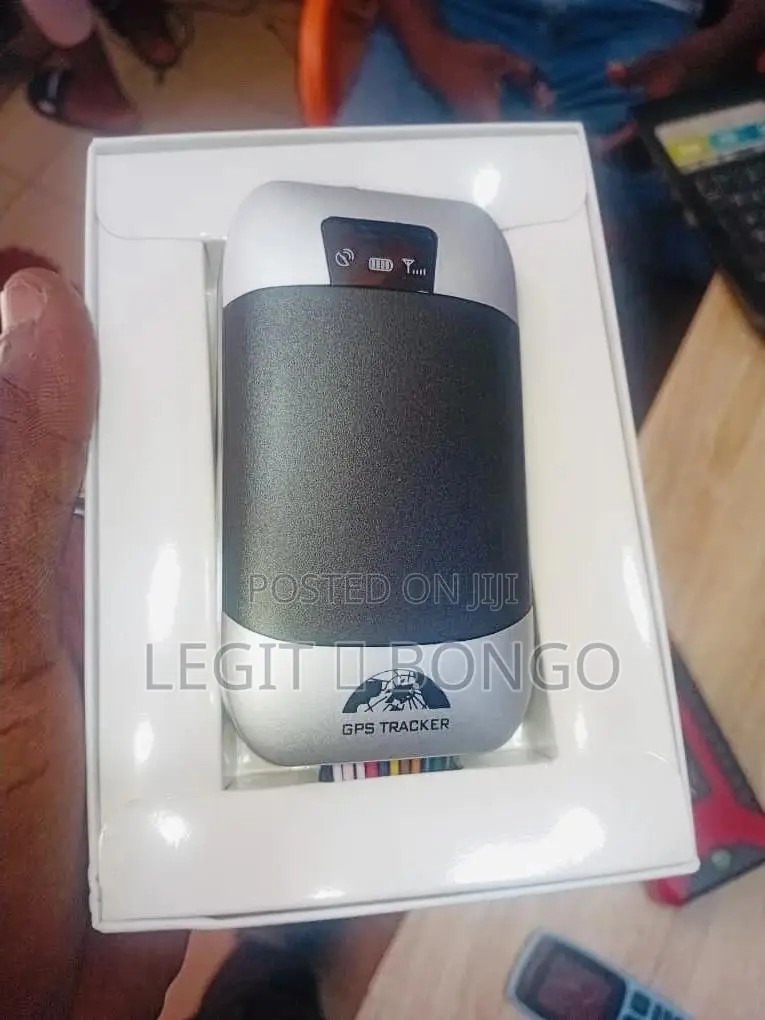 GPS Tracker + Installation