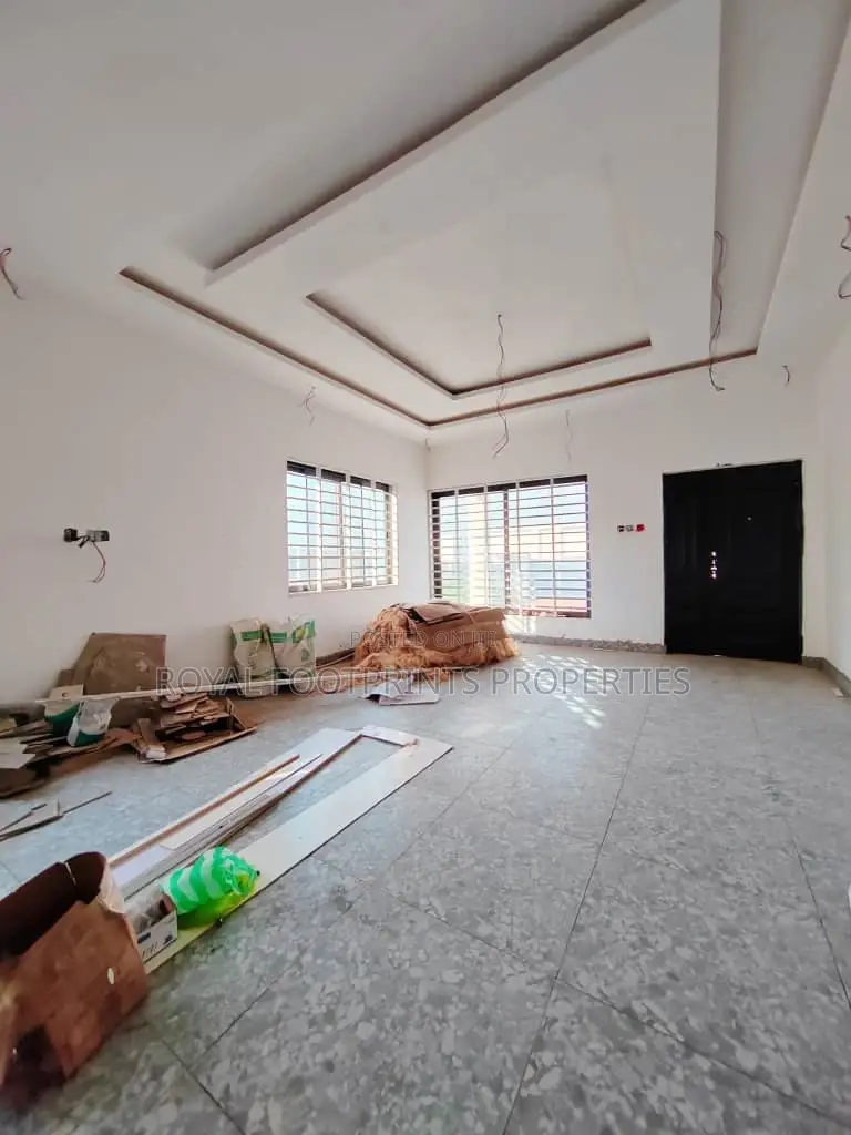 3bdrm House in Luxelooks Properties, Adenta for sale