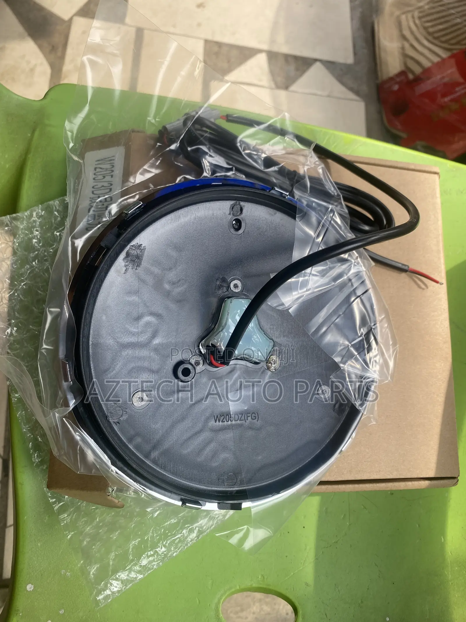 Mercedes-Benz Front Crown (Led)