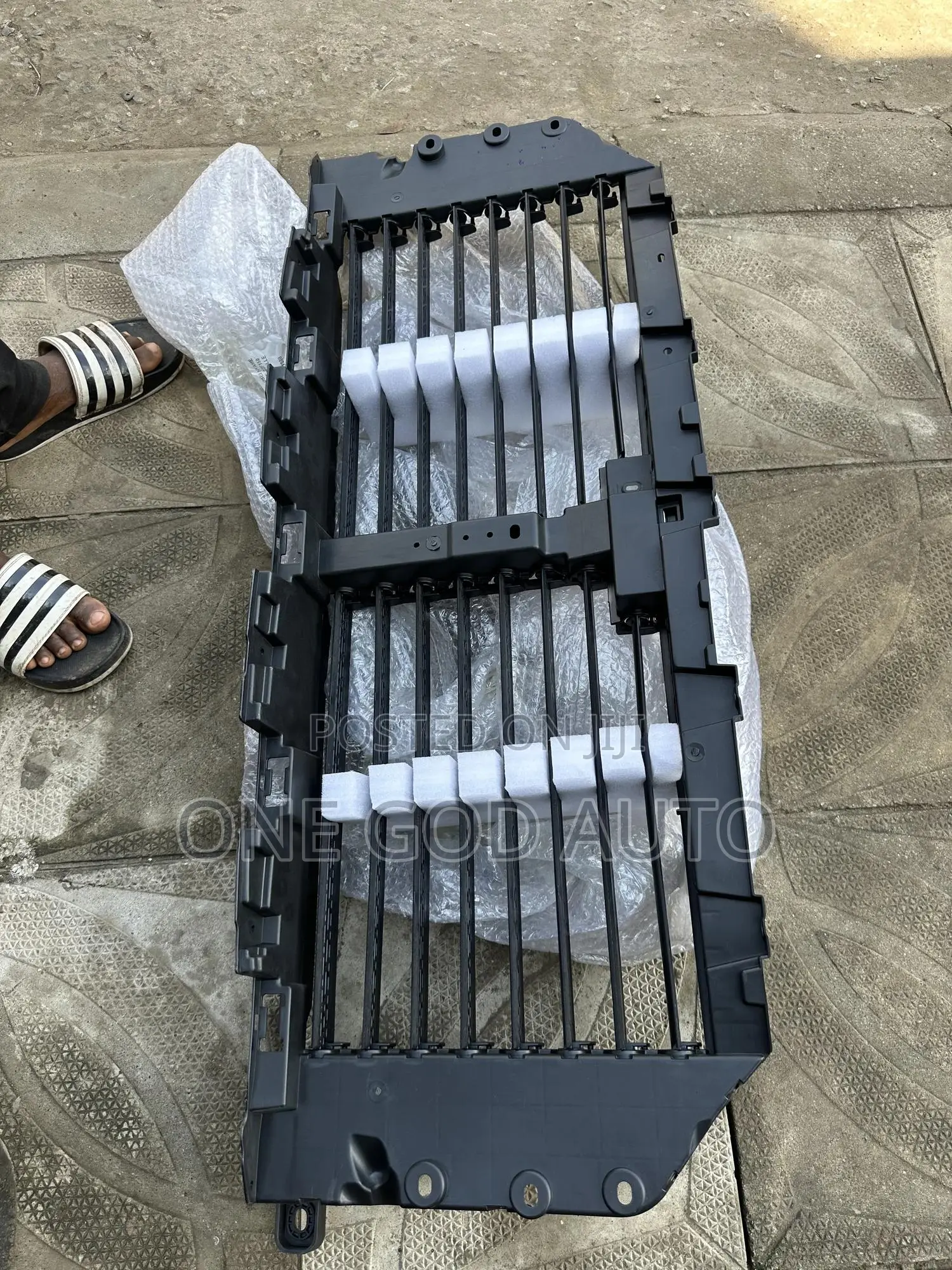 Ford F150 Shutter Grille 2020,2021,2022,2023,