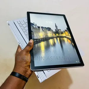 Laptop Microsoft Surface Laptop 8GB Intel SSD 256GB