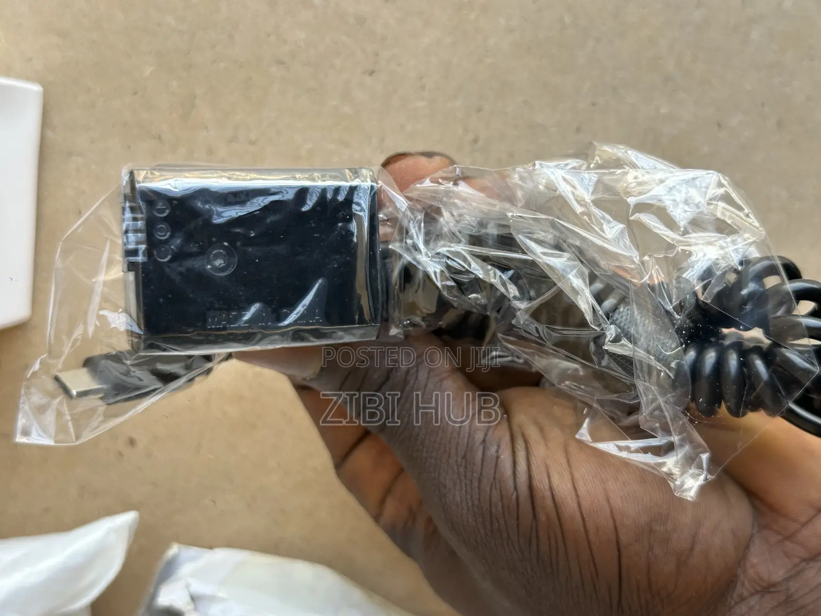 Dummy Battery for Canon Eos R , Sony Sony Alpha and R8