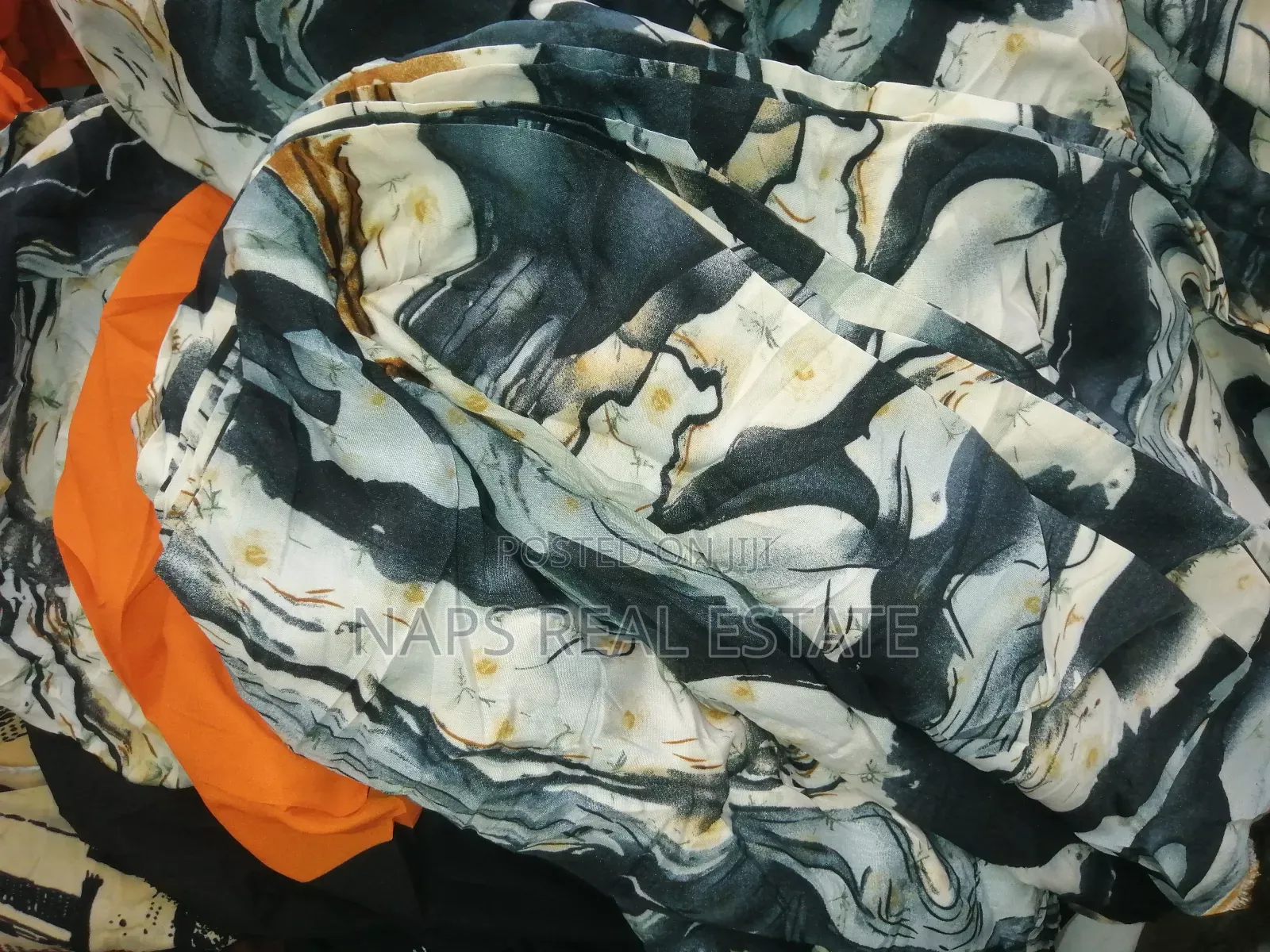 Quality Vintage Fabrics Available at Wholesale and Retail Prices.