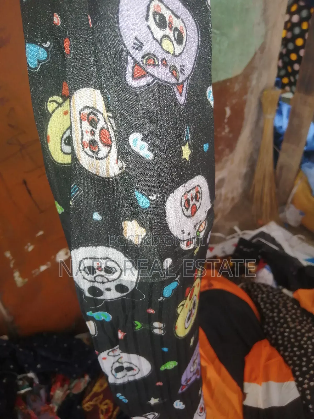 Quality Vintage Fabrics Available at Wholesale and Retail Prices.