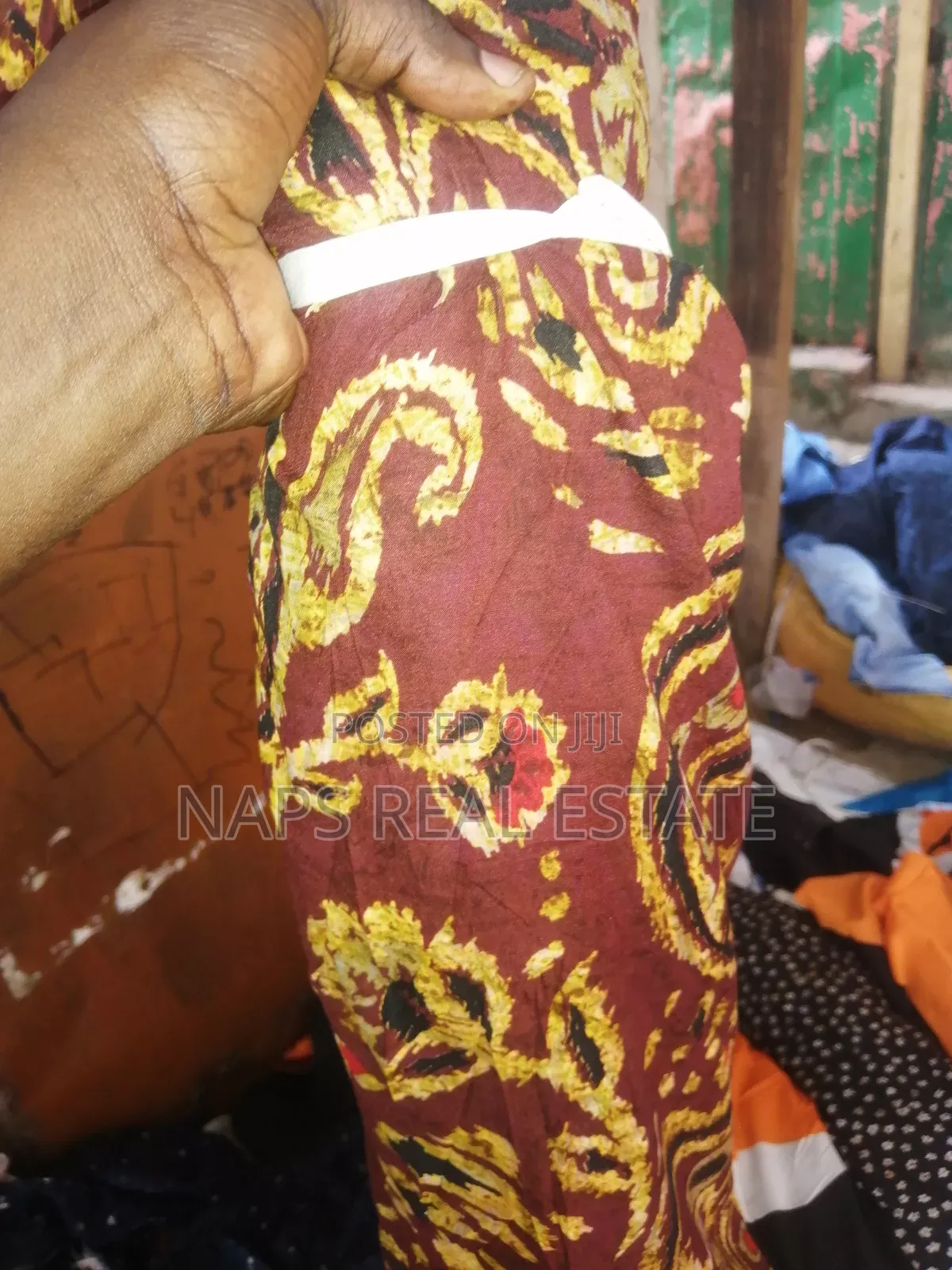 Quality Vintage Fabrics Available at Wholesale and Retail Prices.