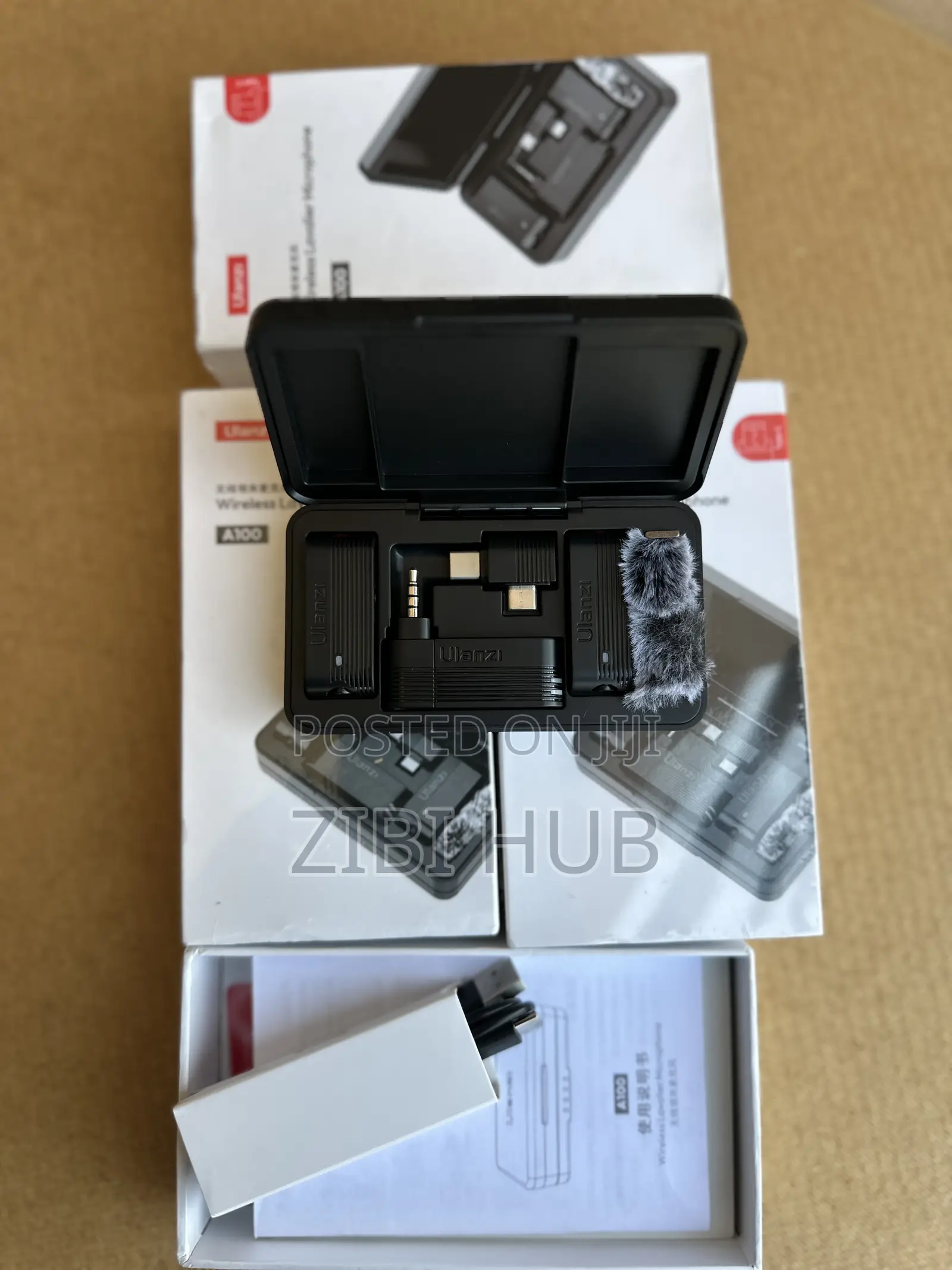 Ulanzi A100 Wireless Microphone Lavalier Mic for iPhone ,Camera