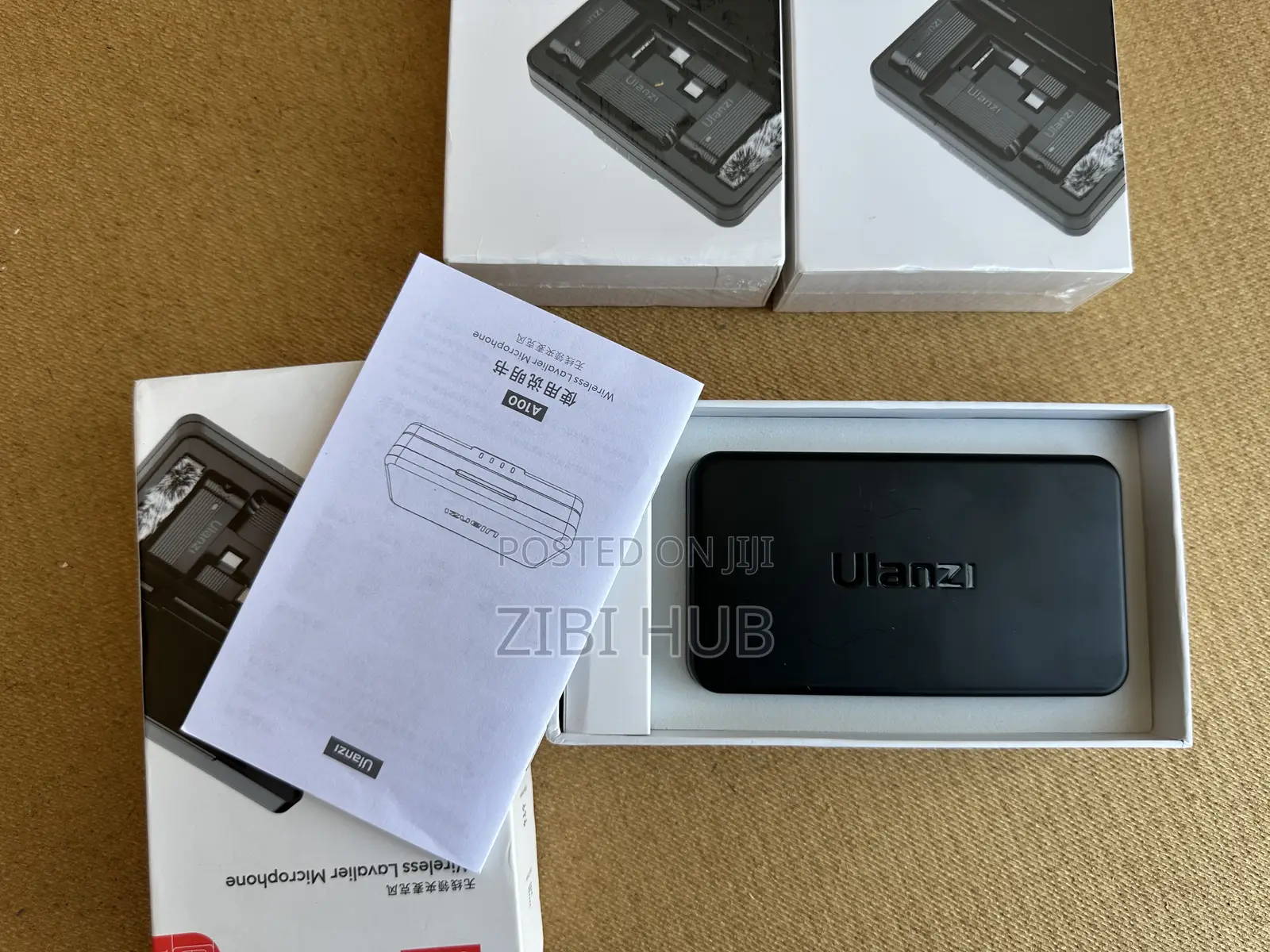 Ulanzi A100 Wireless Microphone Lavalier Mic for iPhone ,Camera