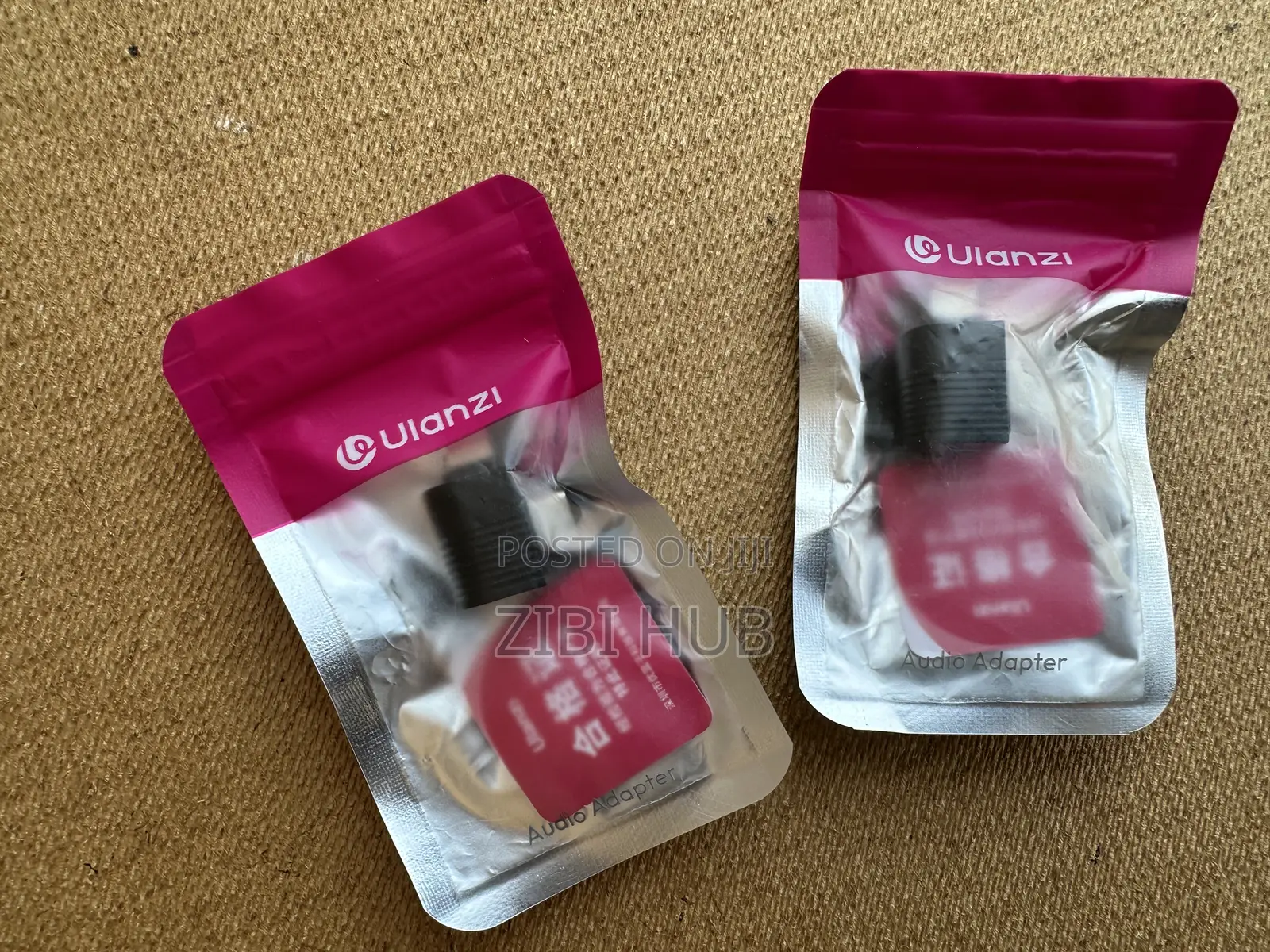 Ulanzi A100 Wireless Microphone Lavalier Mic for iPhone ,Camera