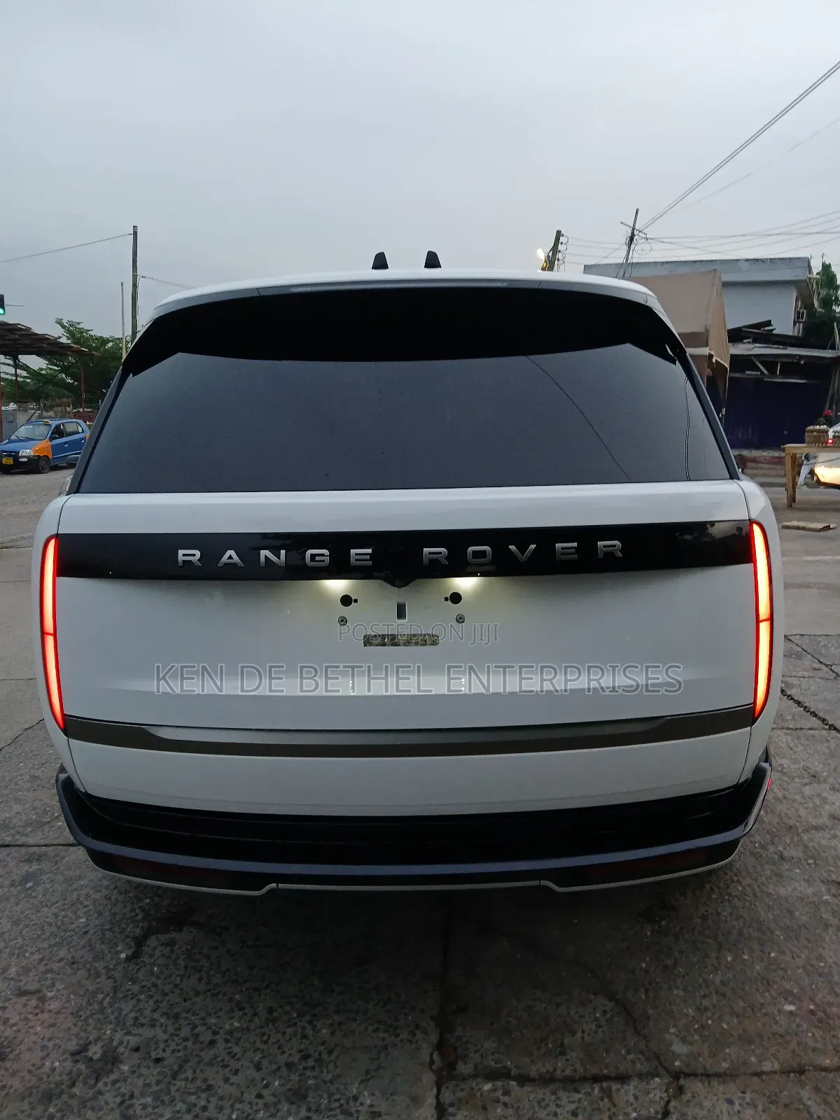 Land Rover Range Rover Evoque Dynamic SE 2024 White