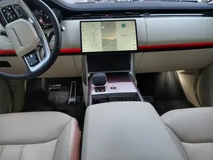 Land Rover Range Rover Evoque Dynamic SE 2024 White