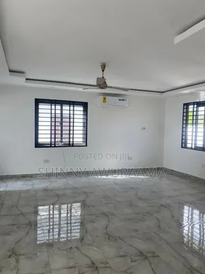 3bdrm House in Ashaley Botwe School for sale