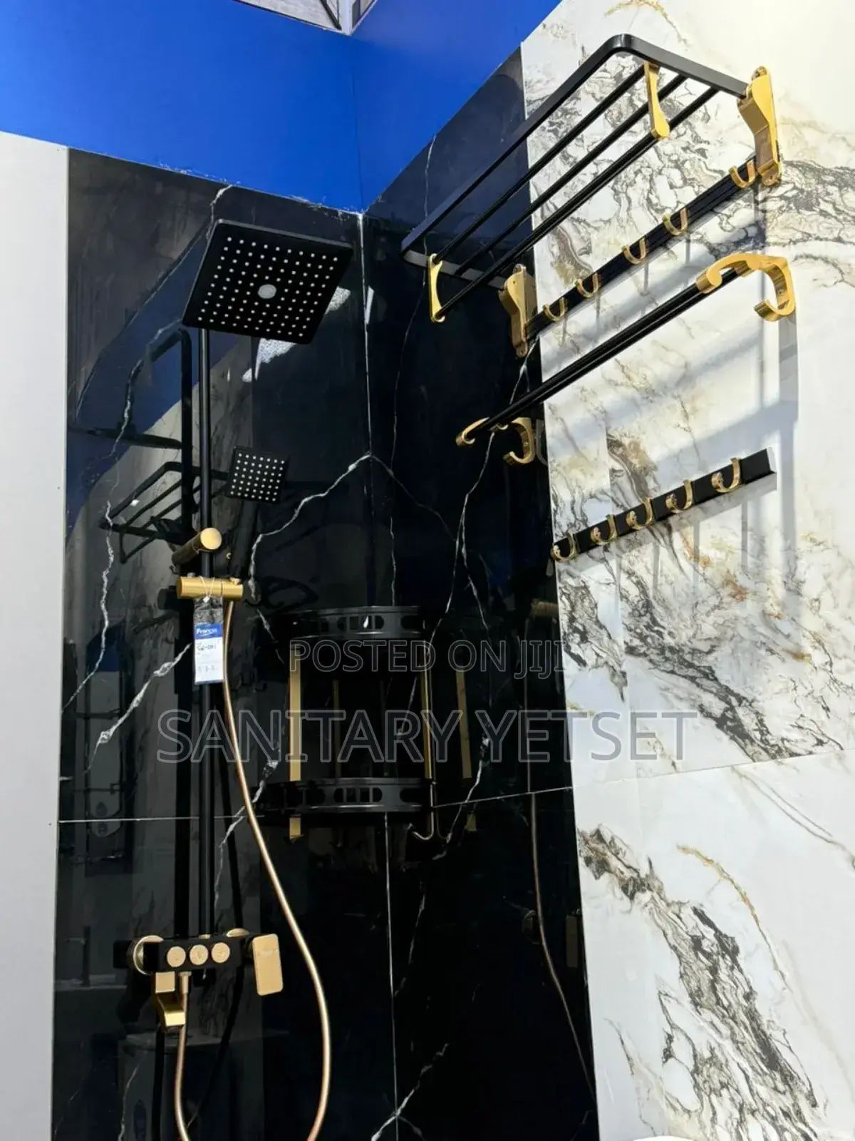 Shower Set With Accessories