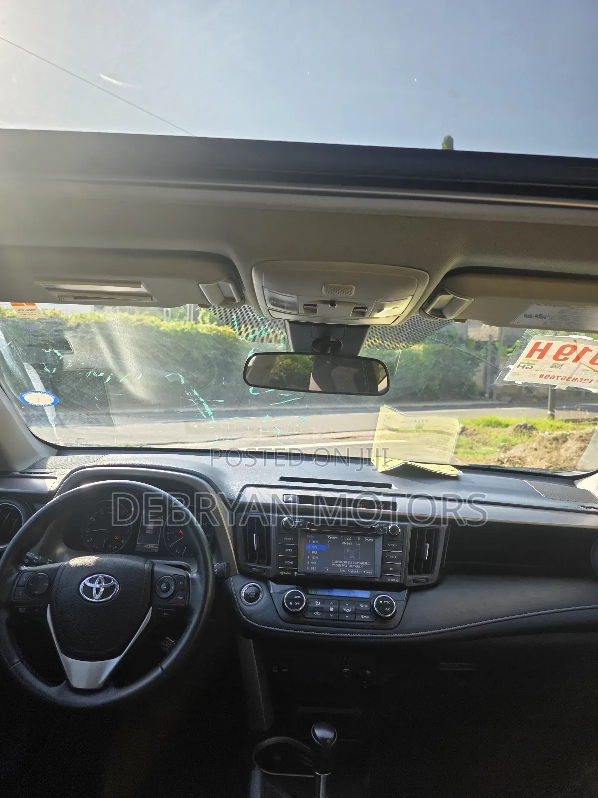 Toyota RAV4 XLE 4dr SUV AWD (2.5L 4cyl 6A) 2018 Gray