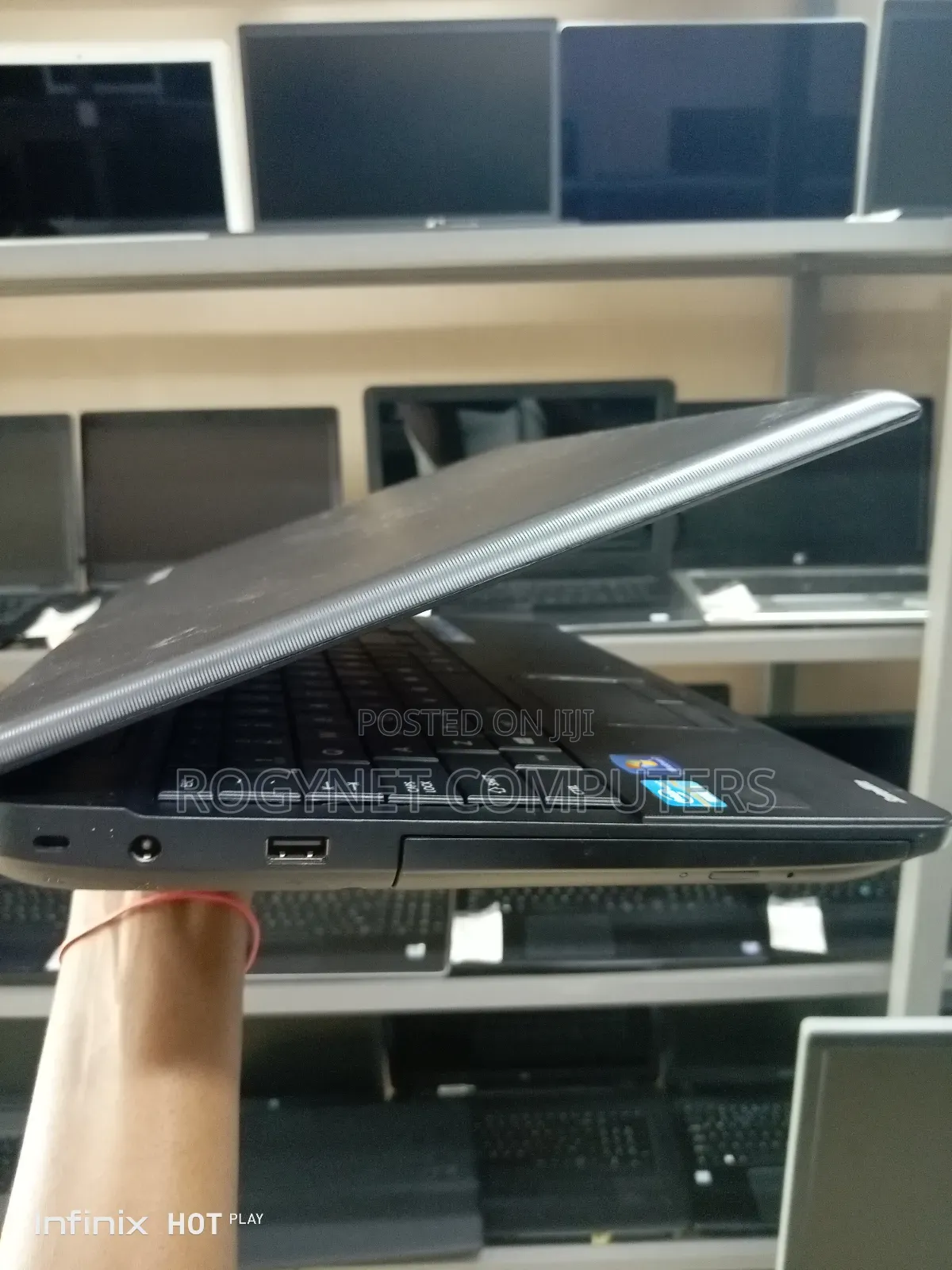 Laptop Toshiba Satellite C55 8GB Intel Core i3 HDD 500GB