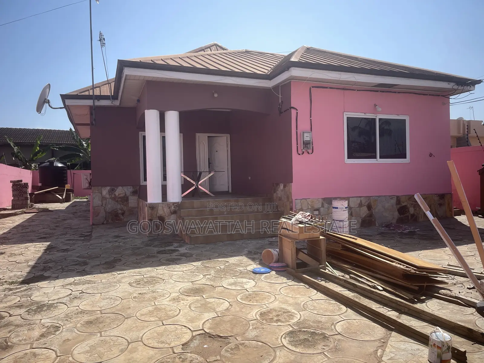 3bdrm House in East Legon, Adjiriganor for rent