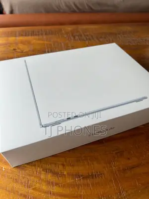 New Laptop Apple MacBook Air 2025 M4 13-inch 16GB Apple M4 SSD 512GB