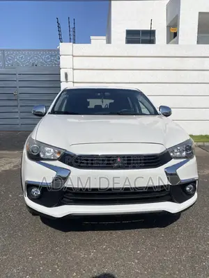 Mitsubishi Outlander 2017 White