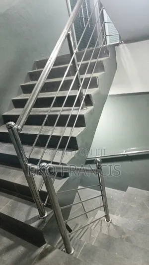 Banister / Balustrade