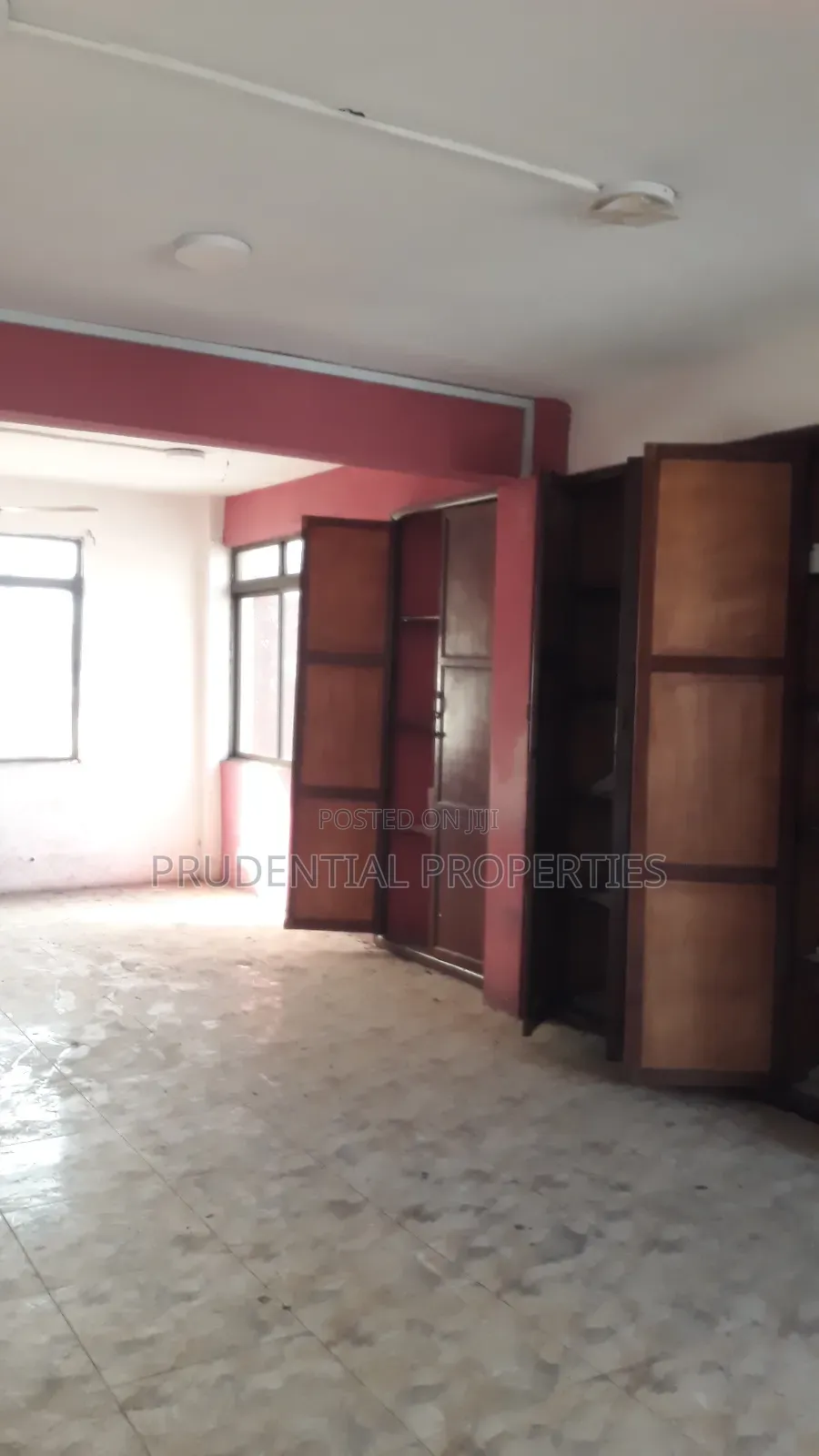 Office Space for Rent at Kokomlemle