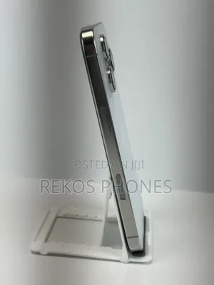 New Apple iPhone 16 Pro 128 GB Silver
