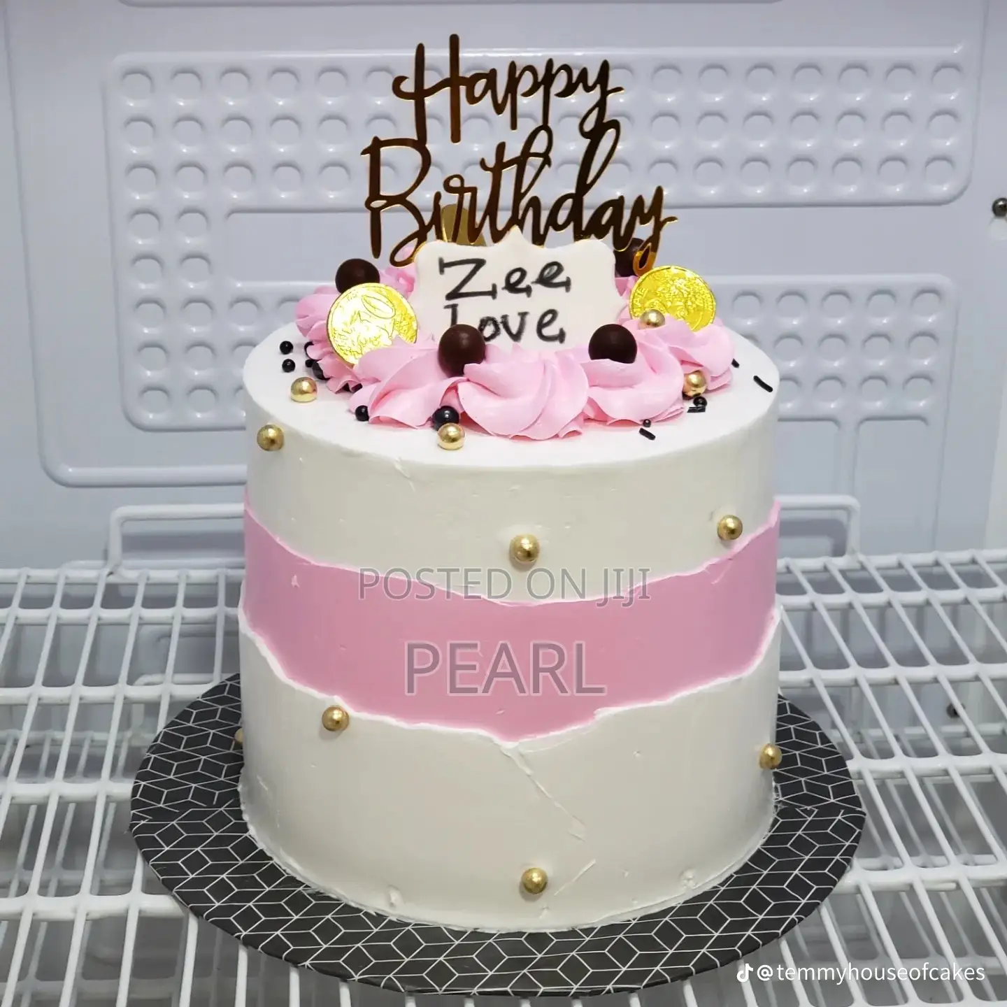 Nafi’S Cakes