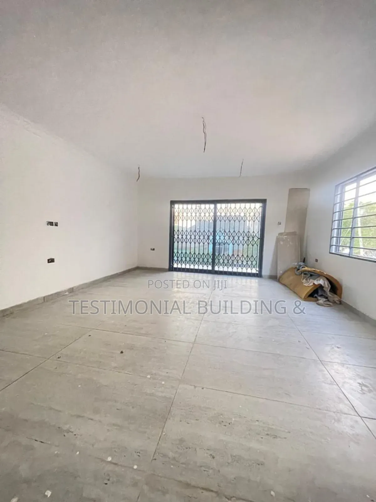 4bdrm House in Testimonial Building, School Junction for sale