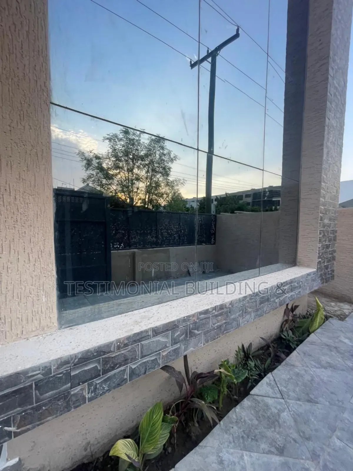 4bdrm House in Testimonial Building, School Junction for sale